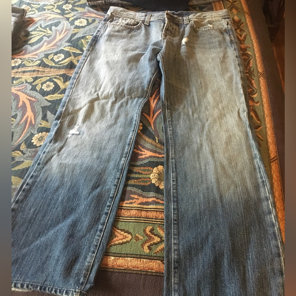 Men’s Citizens of humanity relaxed button fly denim jeans. Washed worn once.